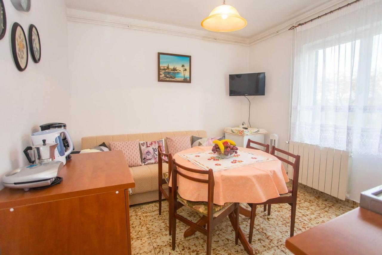 Apartment Complex Nevia Porec Exterior photo