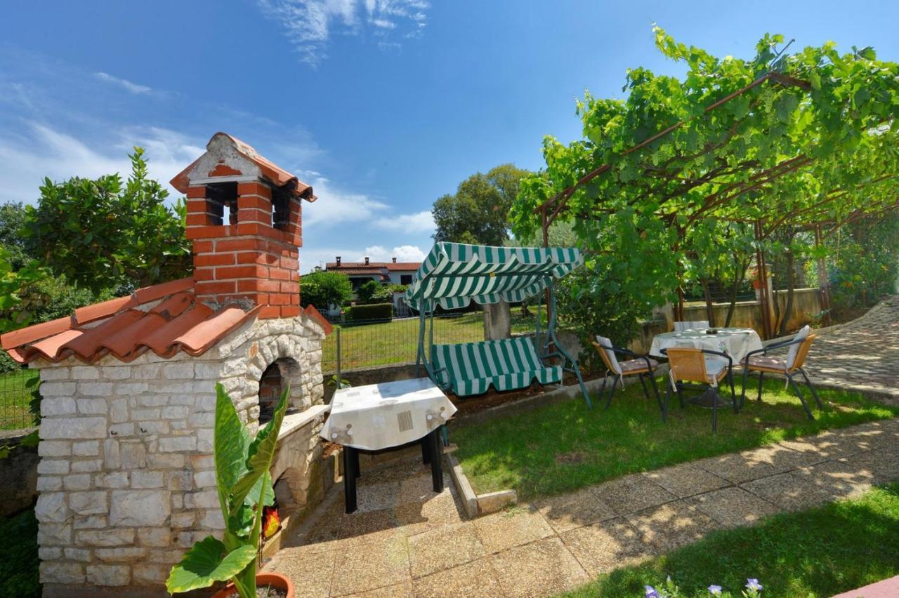 Apartment Complex Nevia Porec Exterior photo